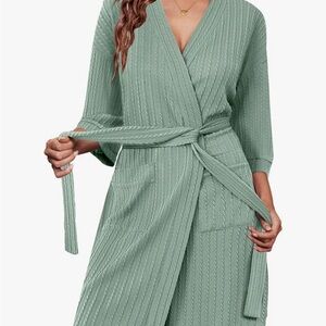 Luxurious Sage Women's Robe